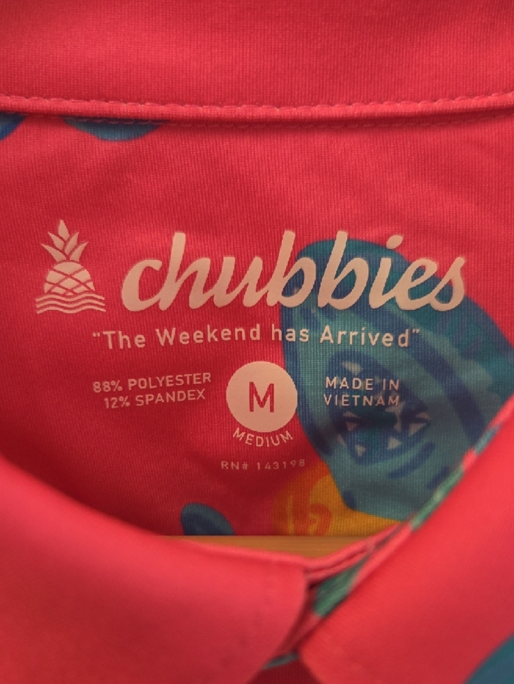 chubbies Men's Pink Golf Polo Shirt with Blue Shark & Yellow Pineapple Print - Picture 4 of 6